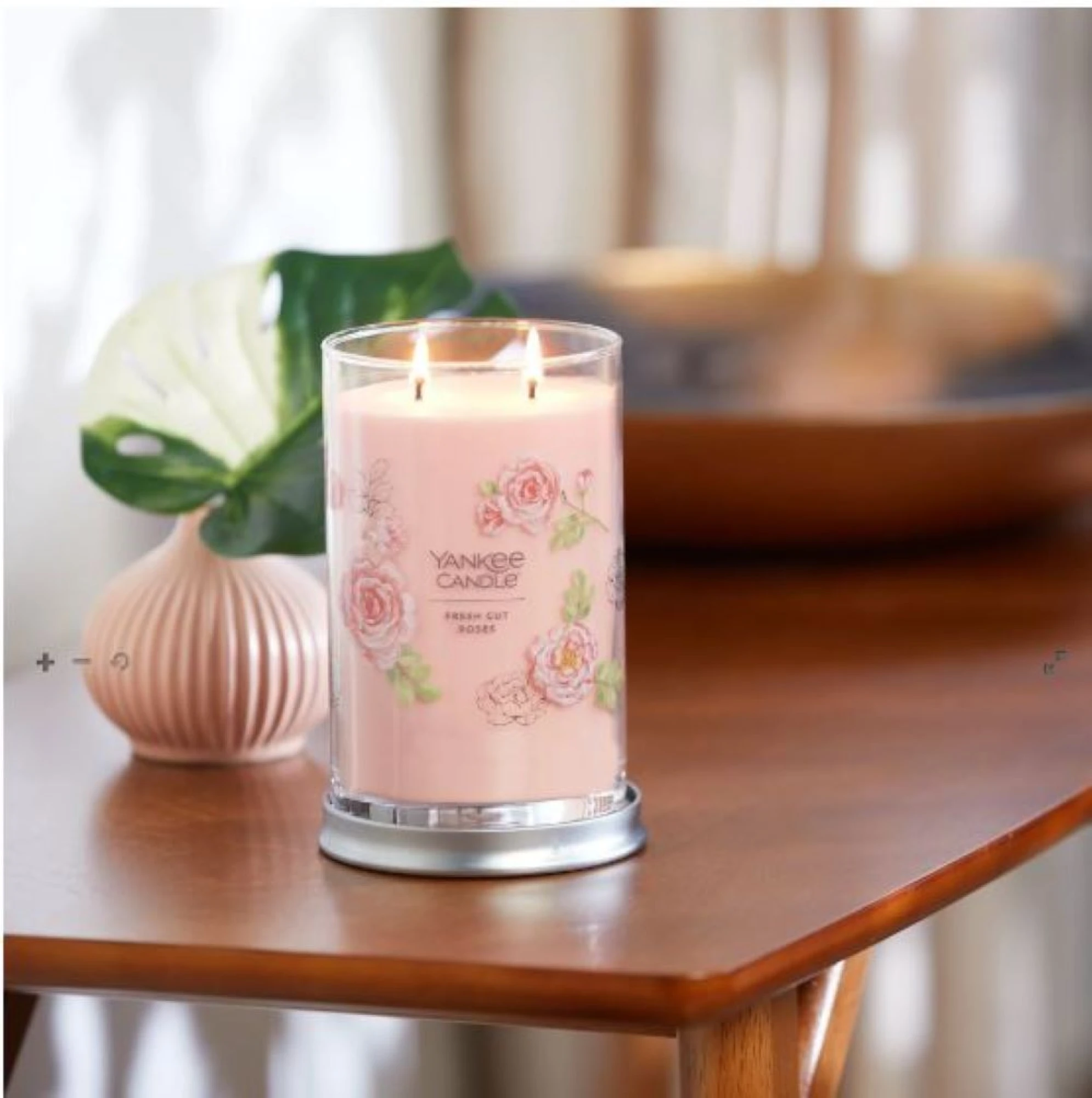 LARGE SIGN FRESH CUT ROSES 567gr