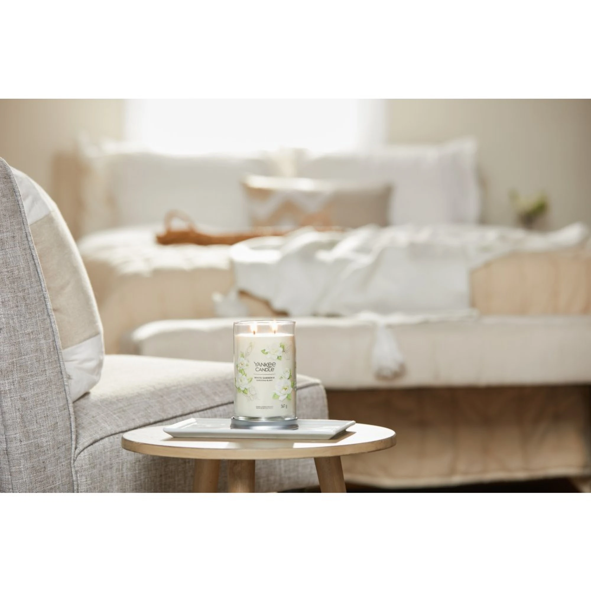 LARGE TUMBLER WHITE GARDENIA 567gr