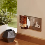 HAMMERED COPPER SCENTPLUG DIFFUSER BASE