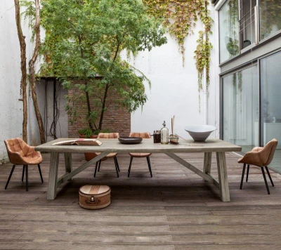 RUSTIC DINNING TABLE